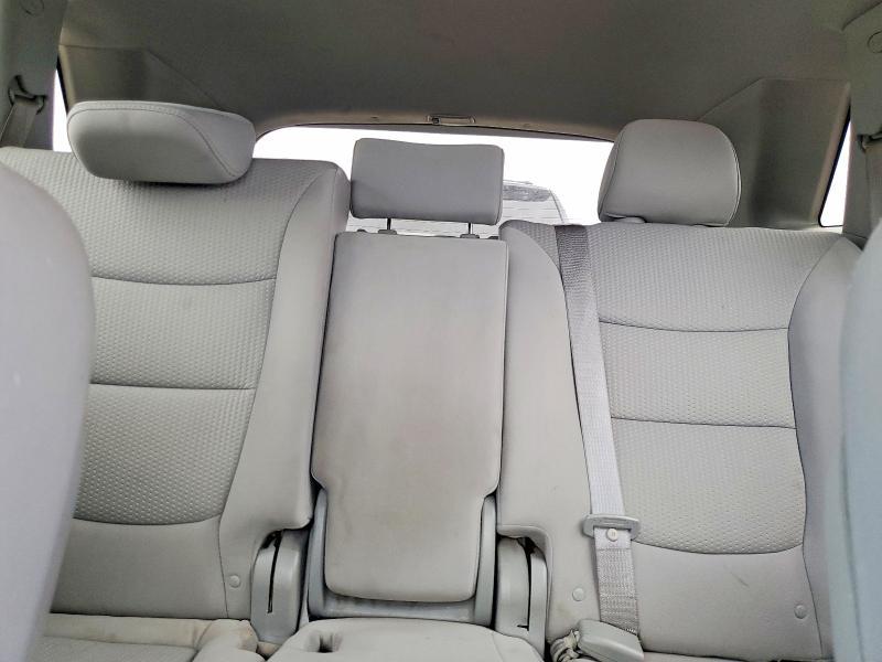 2011 KIA Sorento lx