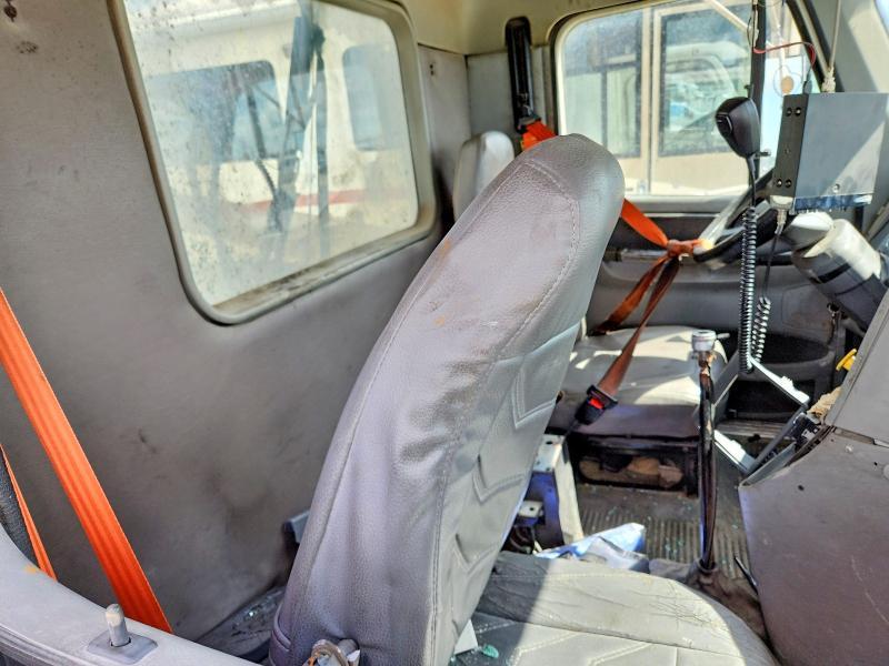 2007 Freightliner Conventional Columbia