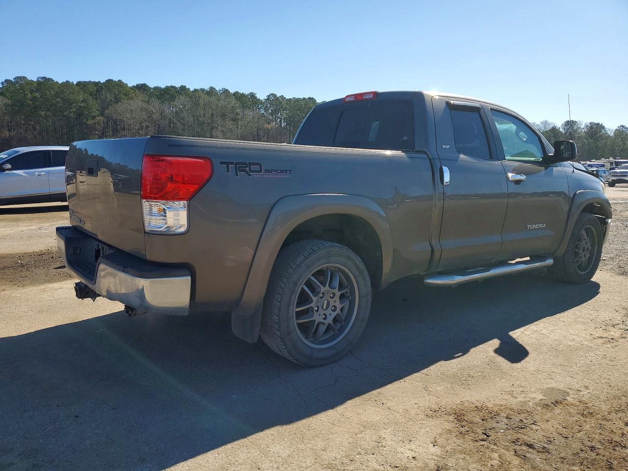 2011 Toyota Tundra Grade