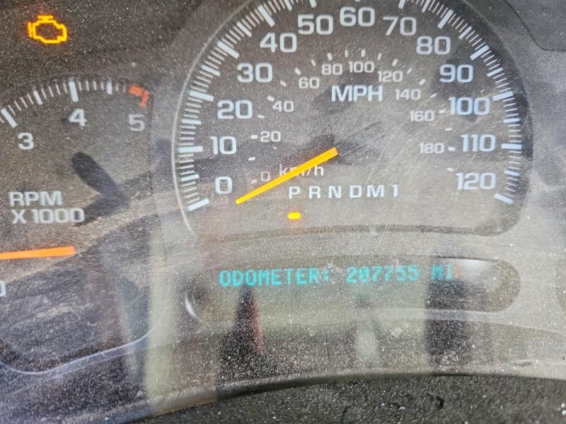 2007 Chevrolet Silverado Flatbed Truck