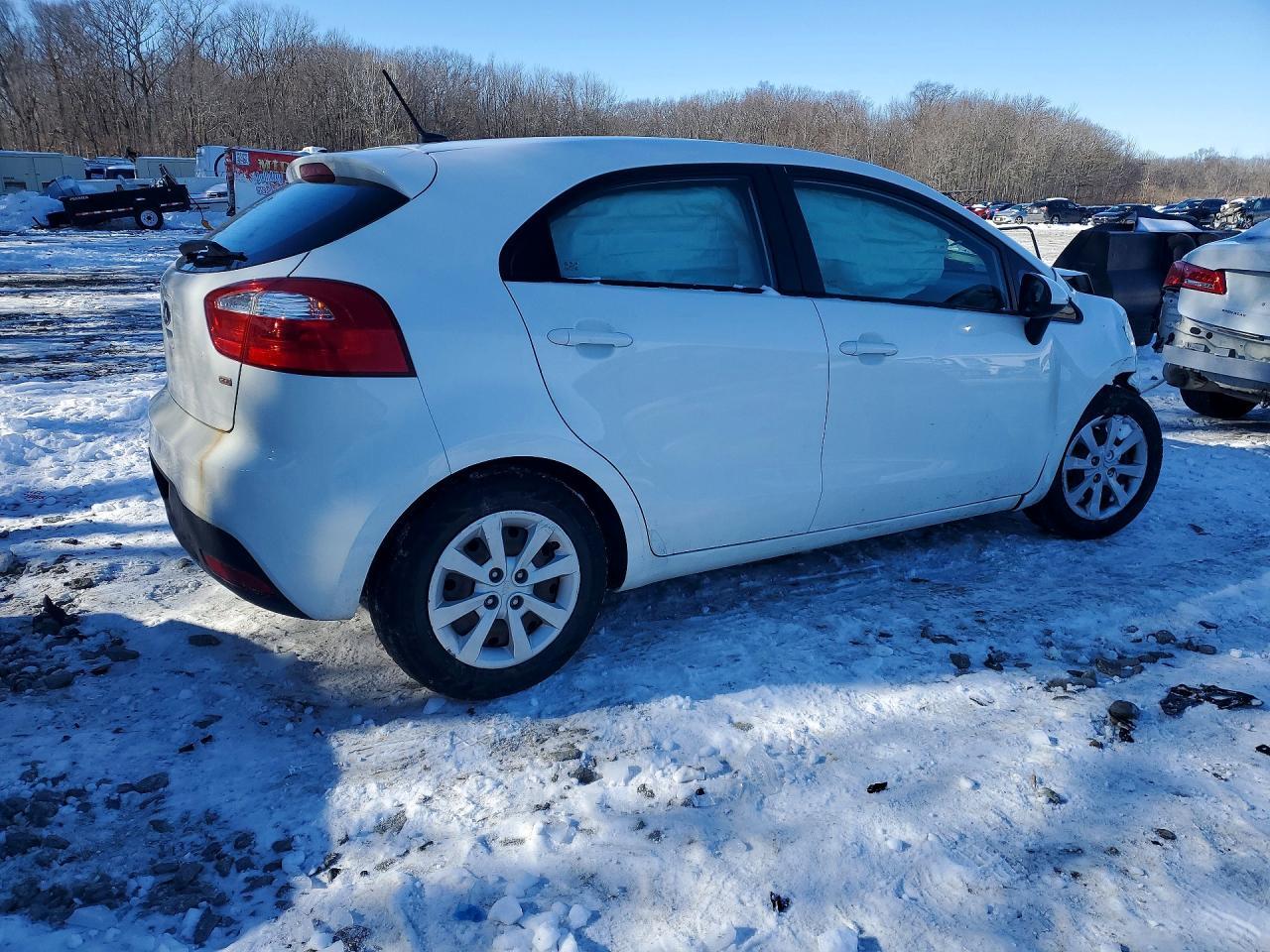 2013 KIA Rio lx