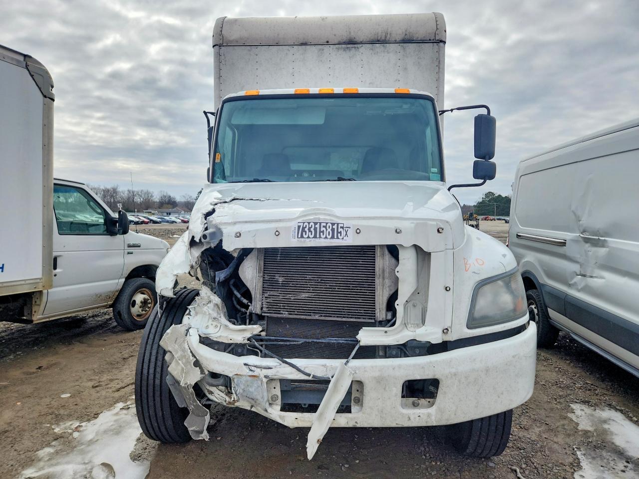 2021 Hino L6 BOX Truck