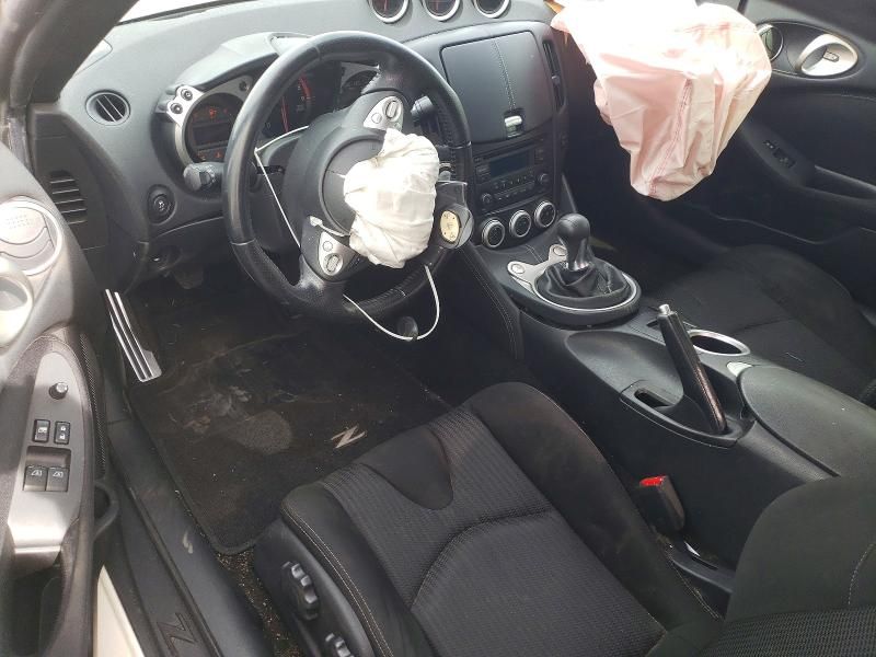 2016 Nissan 370z Base