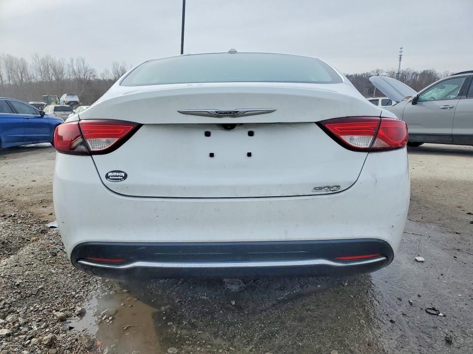 2015 Chrysler 200 Limited
