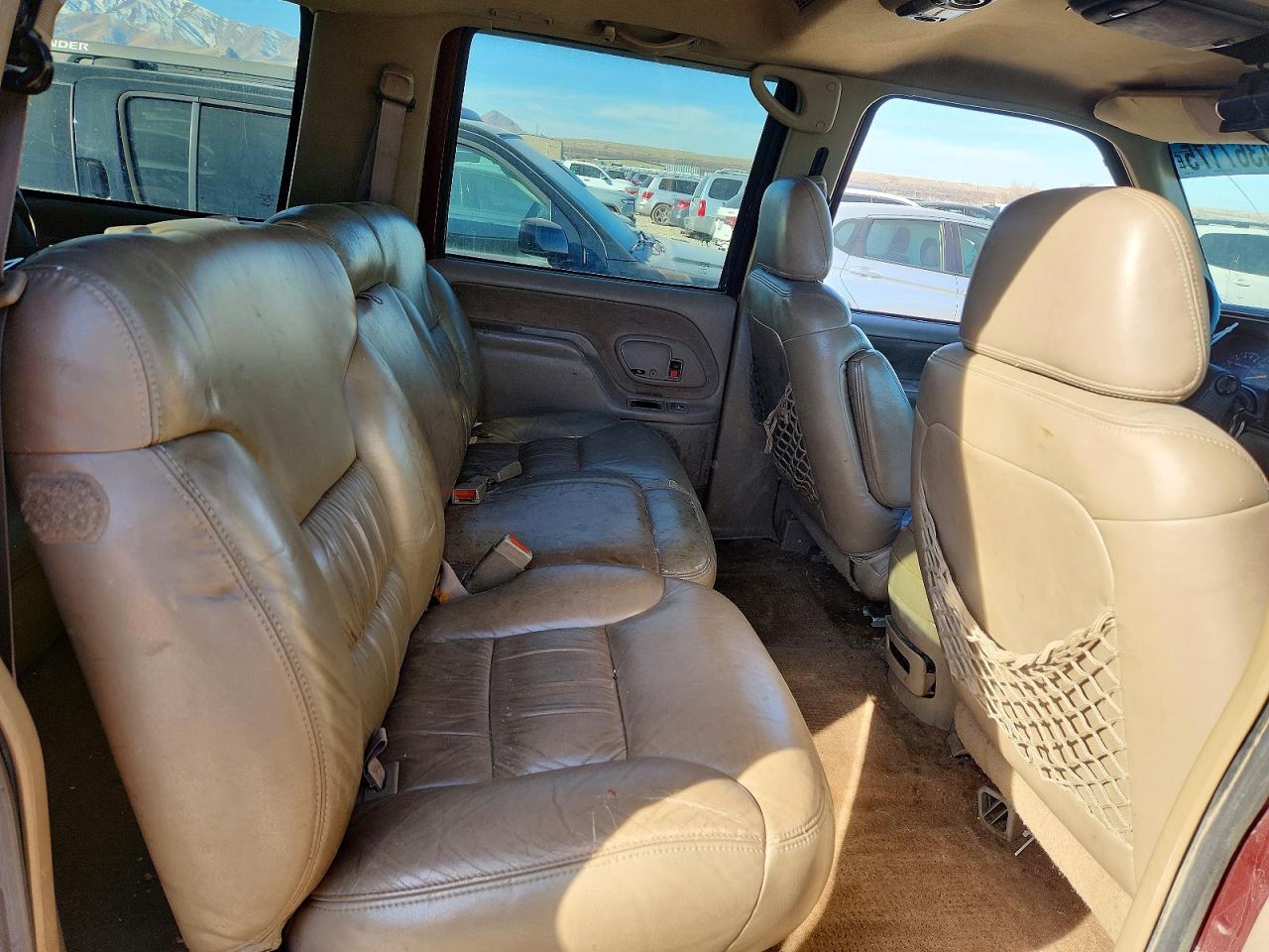 1999 GMC Suburban K2500