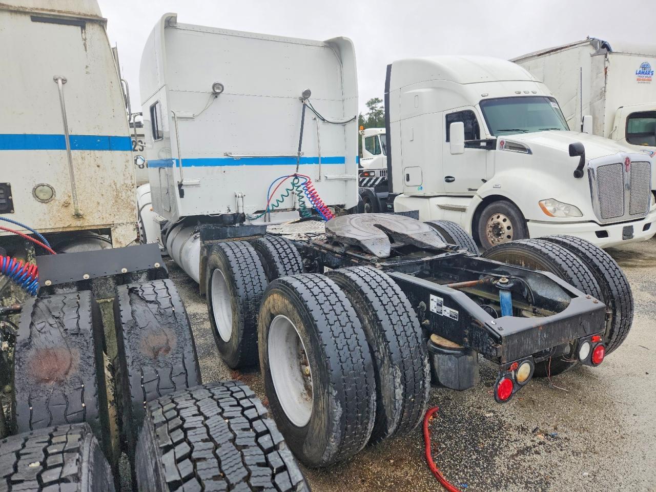 2014 Peterbilt Tractor 2014 Peterbilt 386 Semi Truck