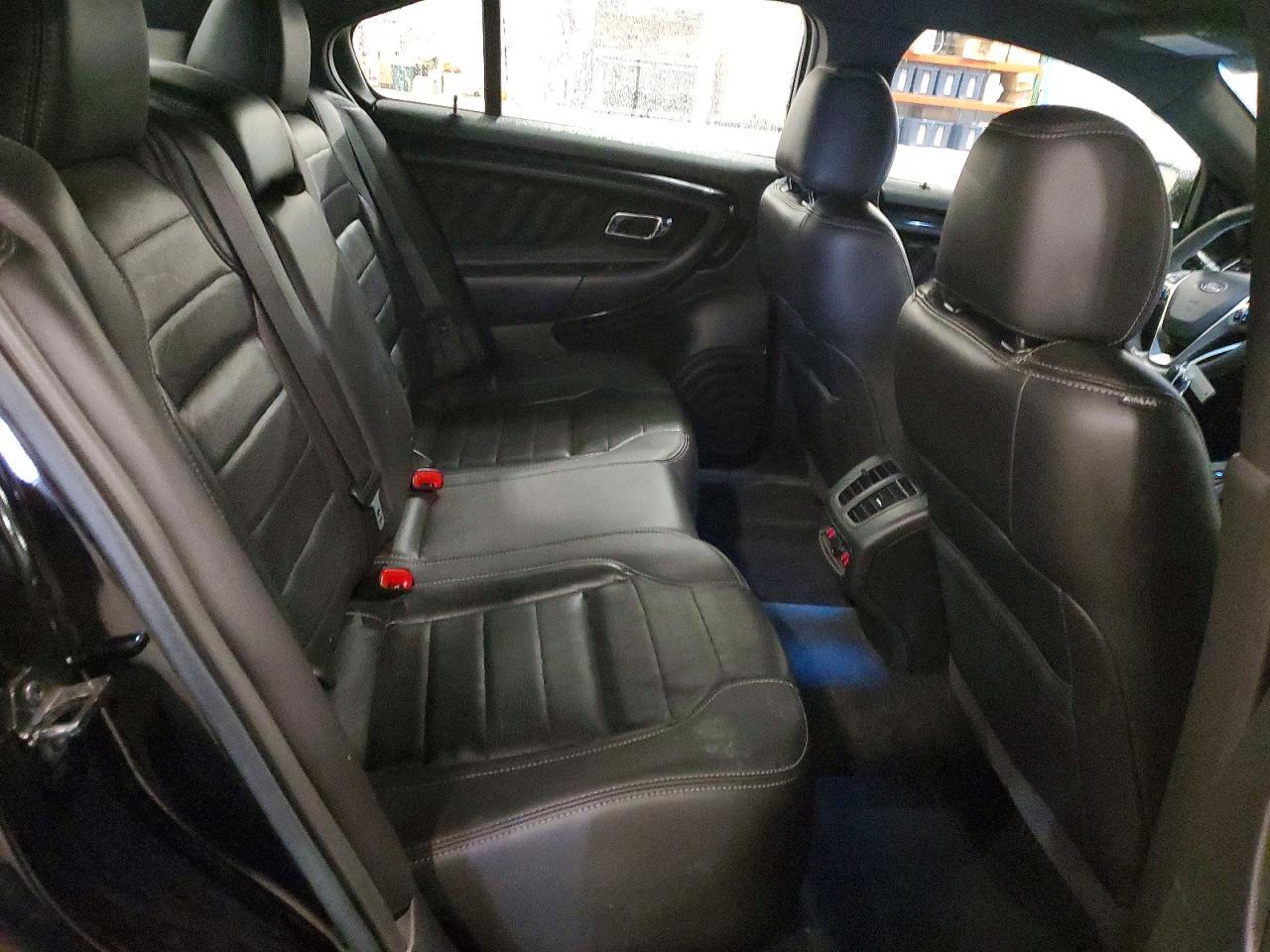 2018 Ford Taurus sho