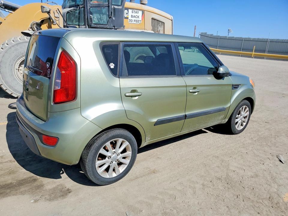 2012 KIA Soul +