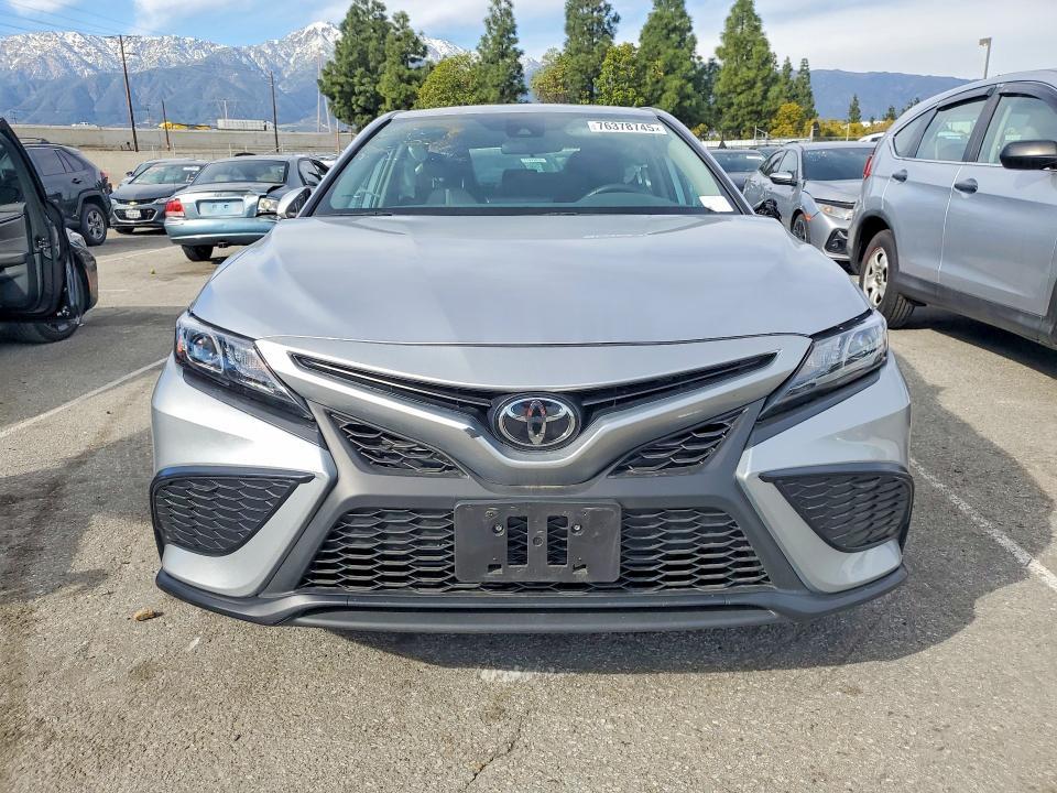 2024 Toyota Camry se Night Shade