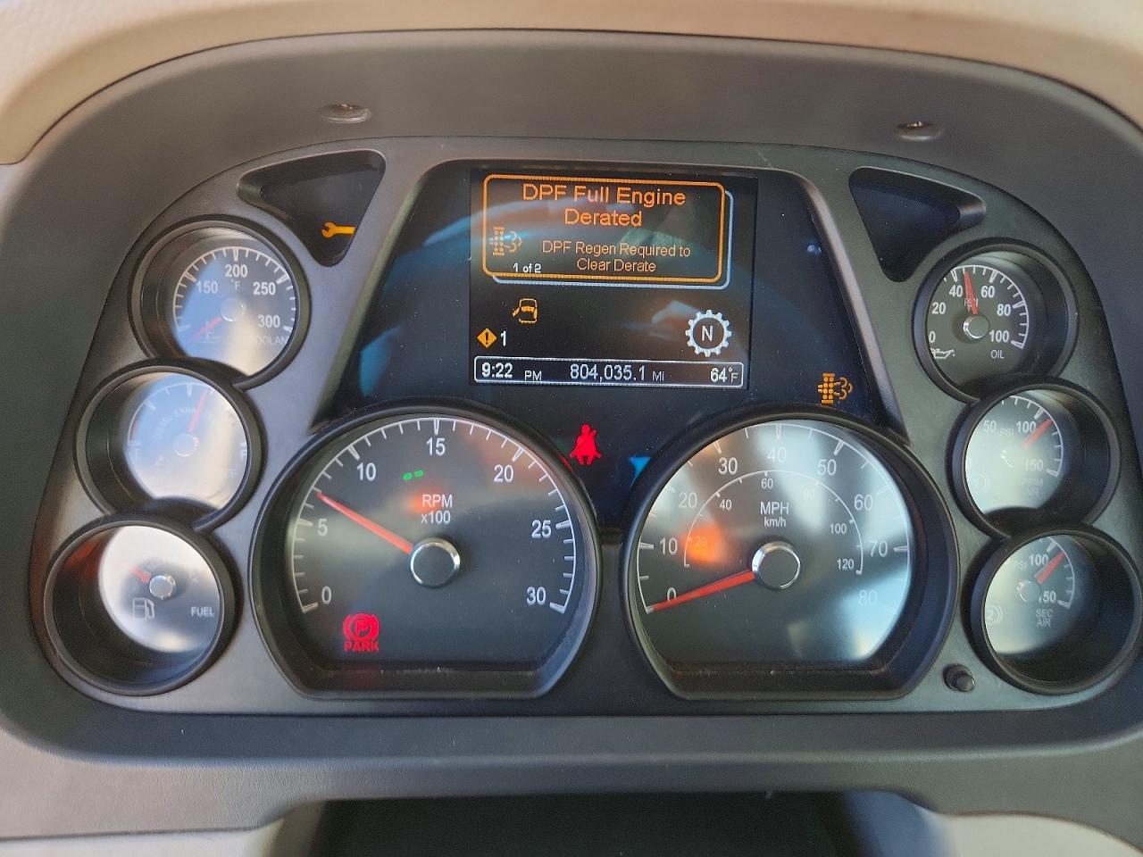 2018 Peterbilt 579 Semi Truck