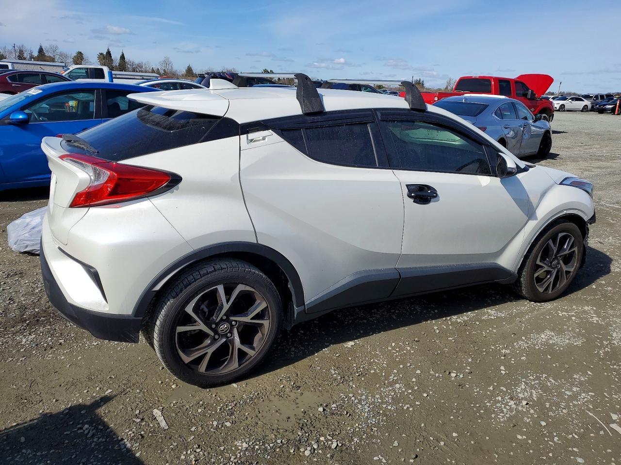 2019 Toyota C-hr xle