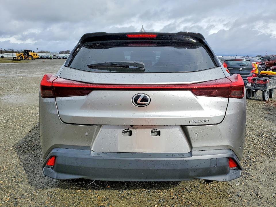 2021 Lexus Ux 200
