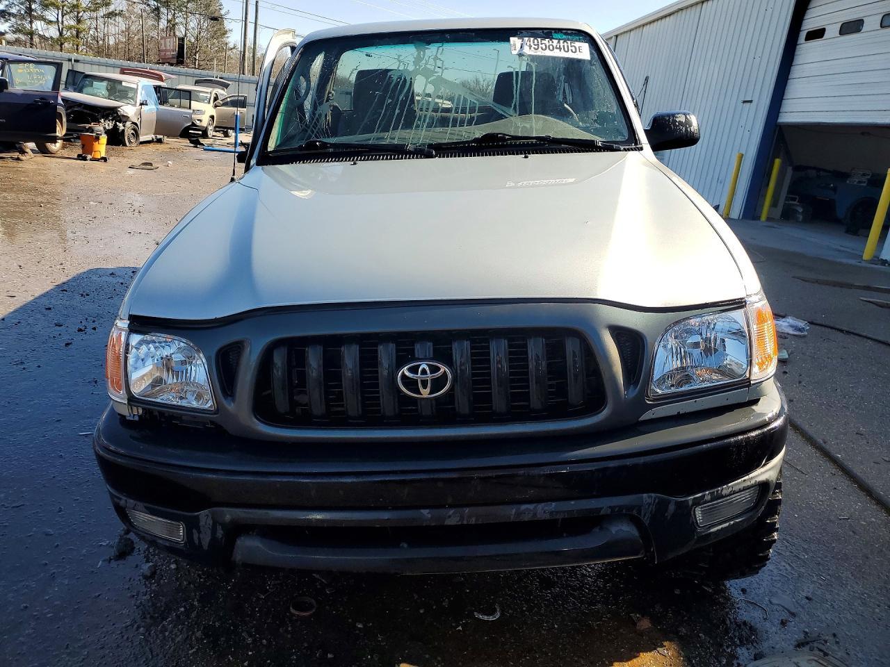 2003 Toyota Tacoma Base