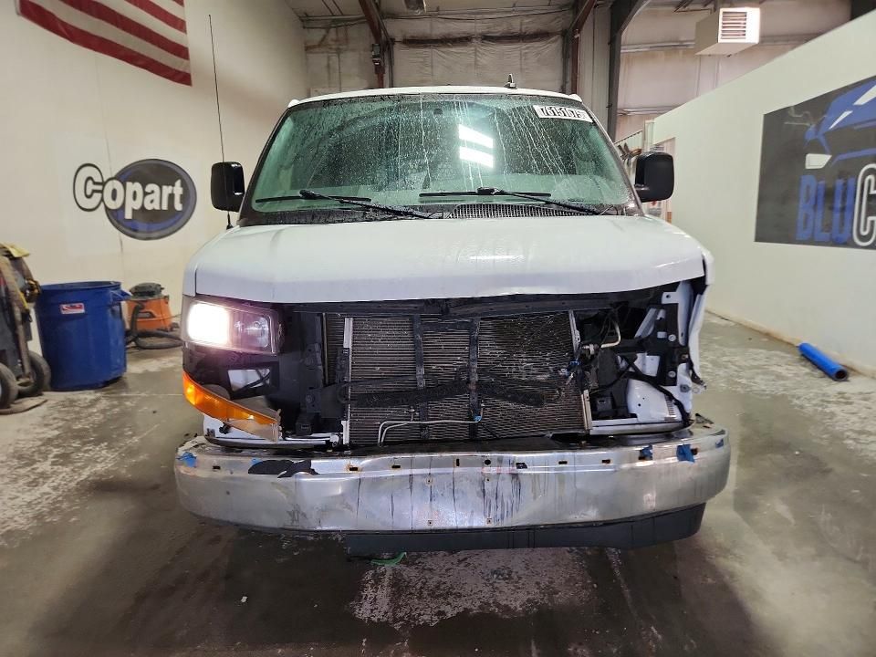 2019 Chevrolet Express 2500 Delivery van