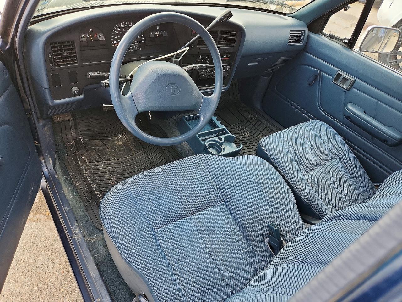 1993 Toyota Pickup Deluxe V6