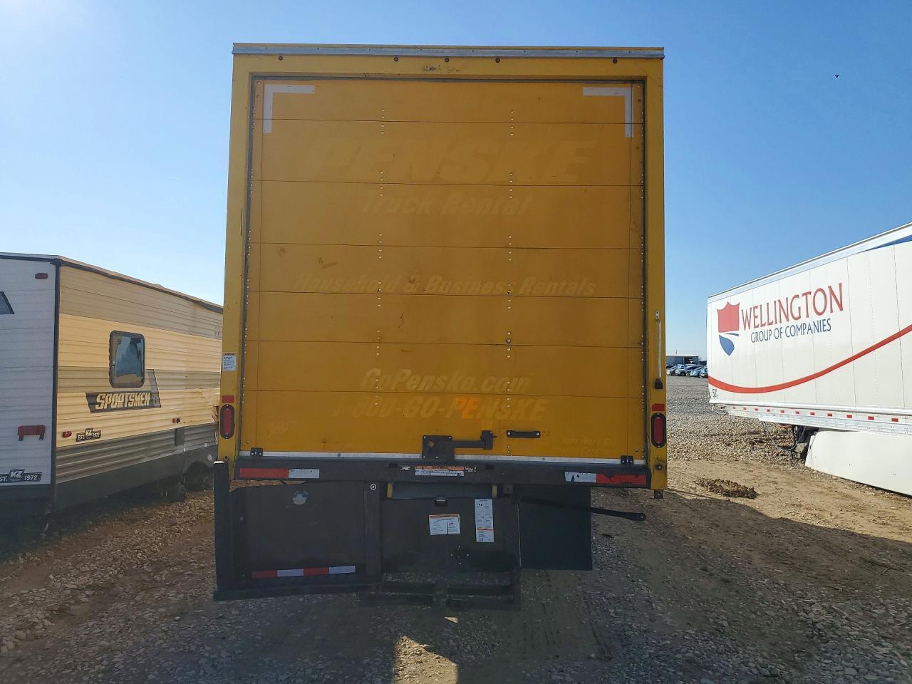 2021 International MV607 BOX Truck