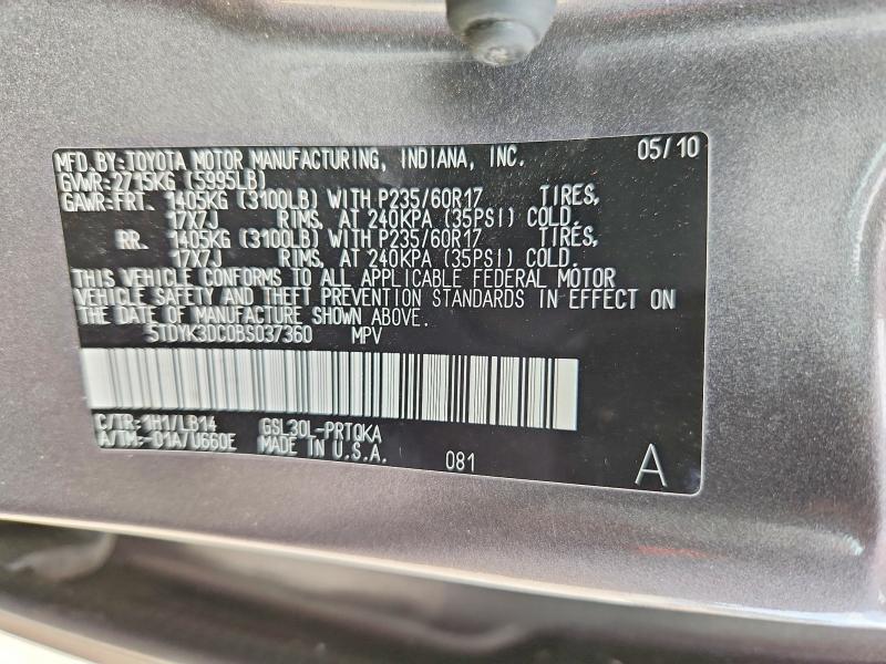 2011 Toyota Sienna xle 8-passenger