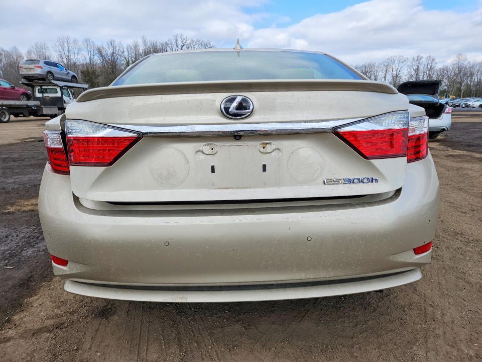 2015 Lexus Es 300h