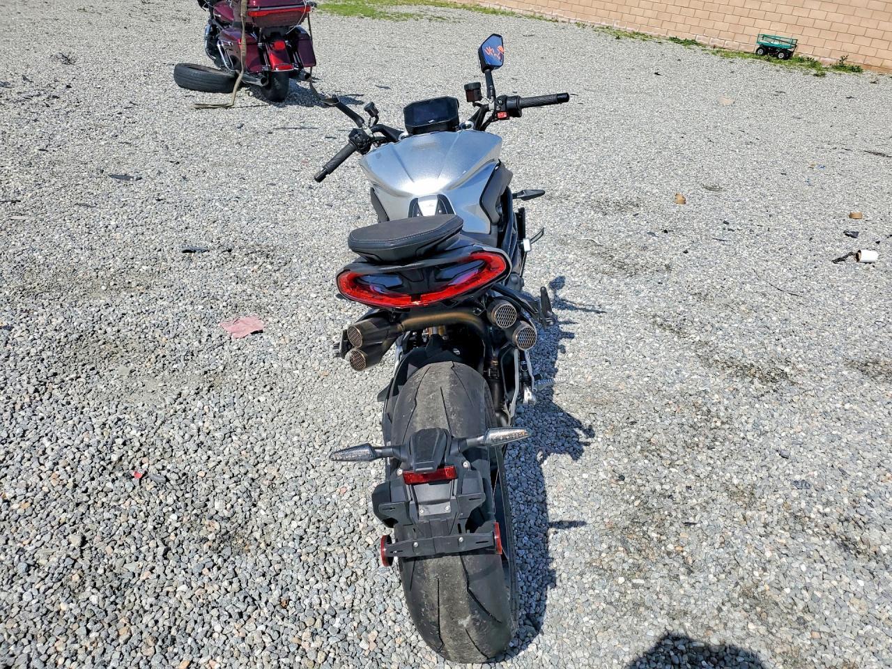 2022 M. V. Agusta Brutale 1000RS