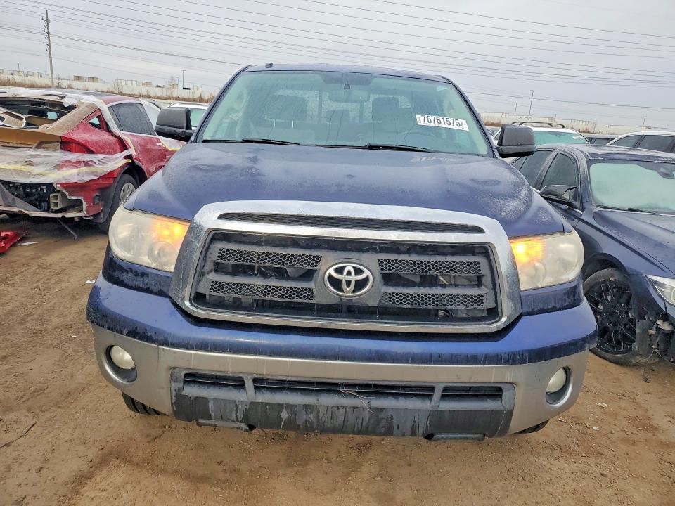 2013 Toyota Tundra Double cab SR5