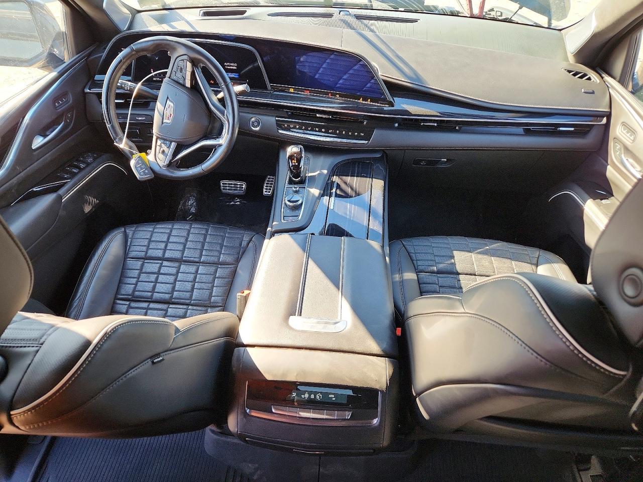 2023 Cadillac Escalade v Sport