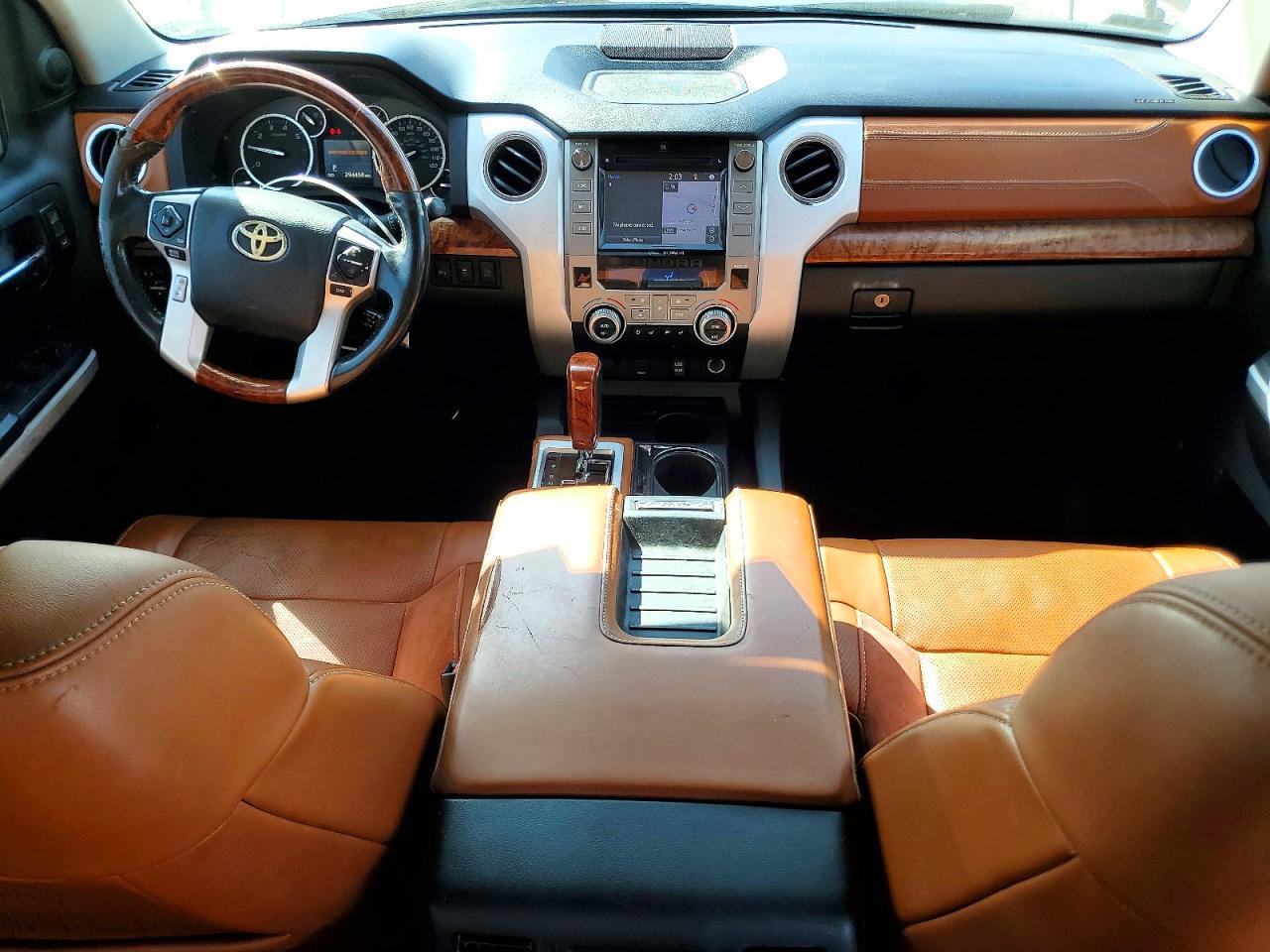 2014 Toyota Tundra Crewmax Platinum