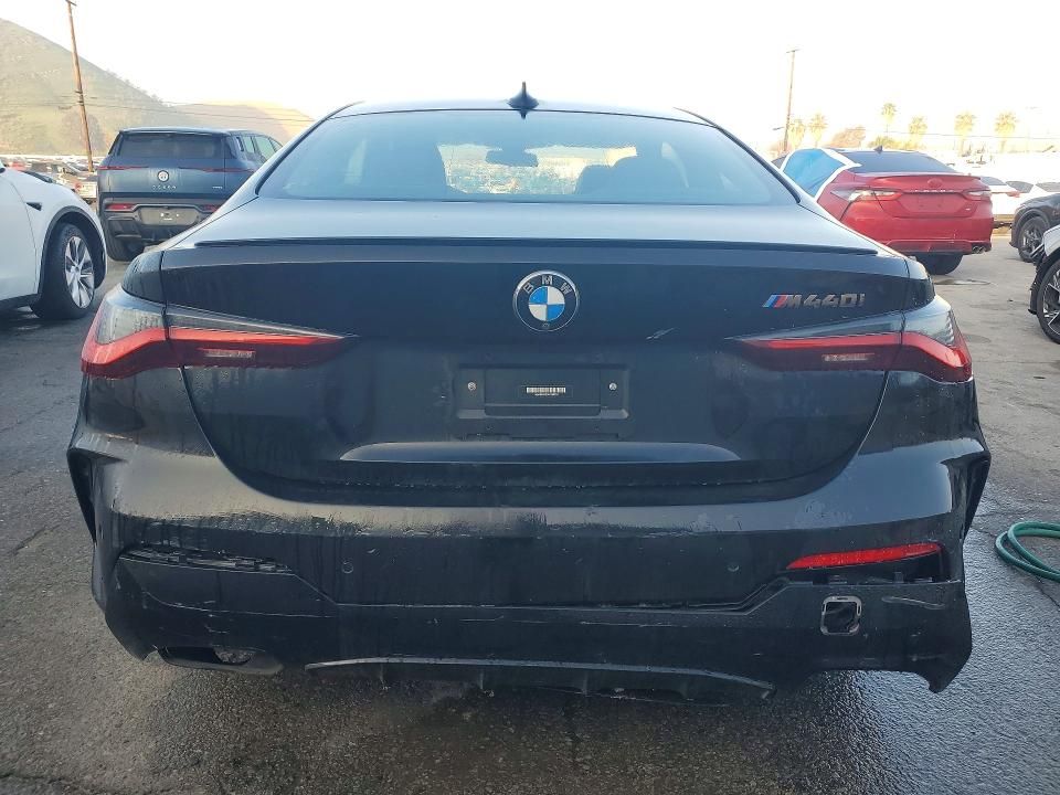 2022 BMW M440i