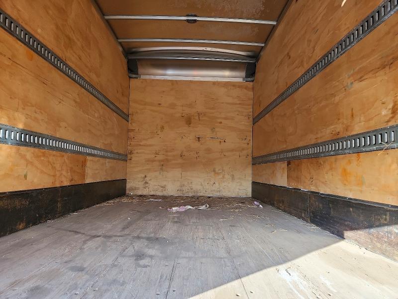 2019 Isuzu NPR HD BOX Truck