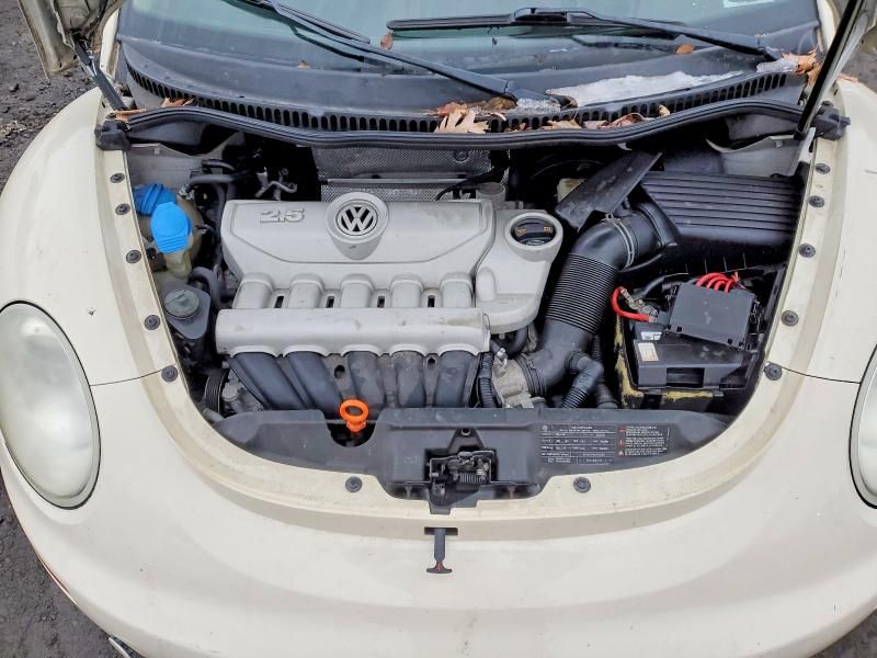 2009 Volkswagen New Beetle s