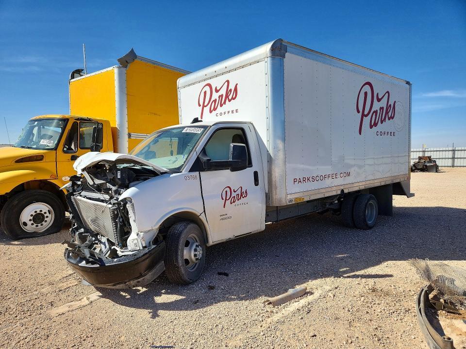 2024 Chev Rolet Express G4500 BOX Truck