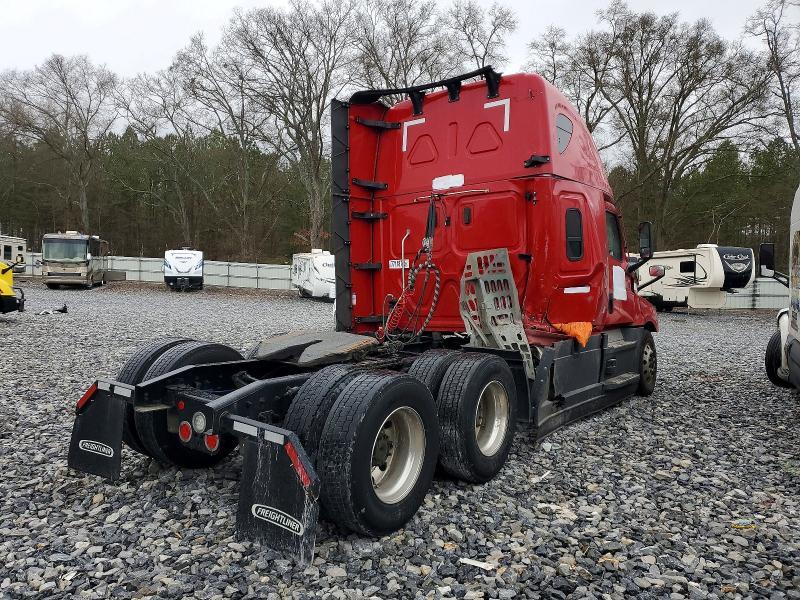 2025 Freightliner Cascadia 126
