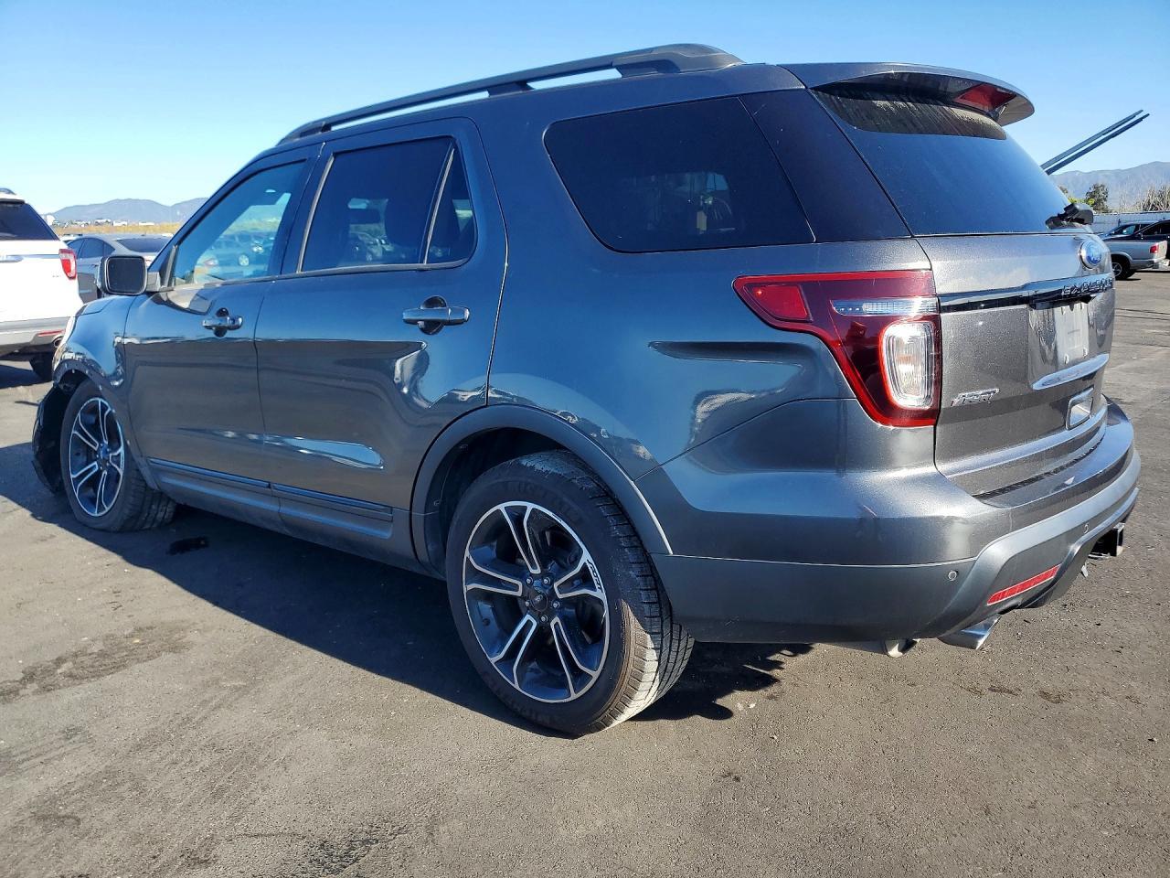 2015 Ford Explorer Sport