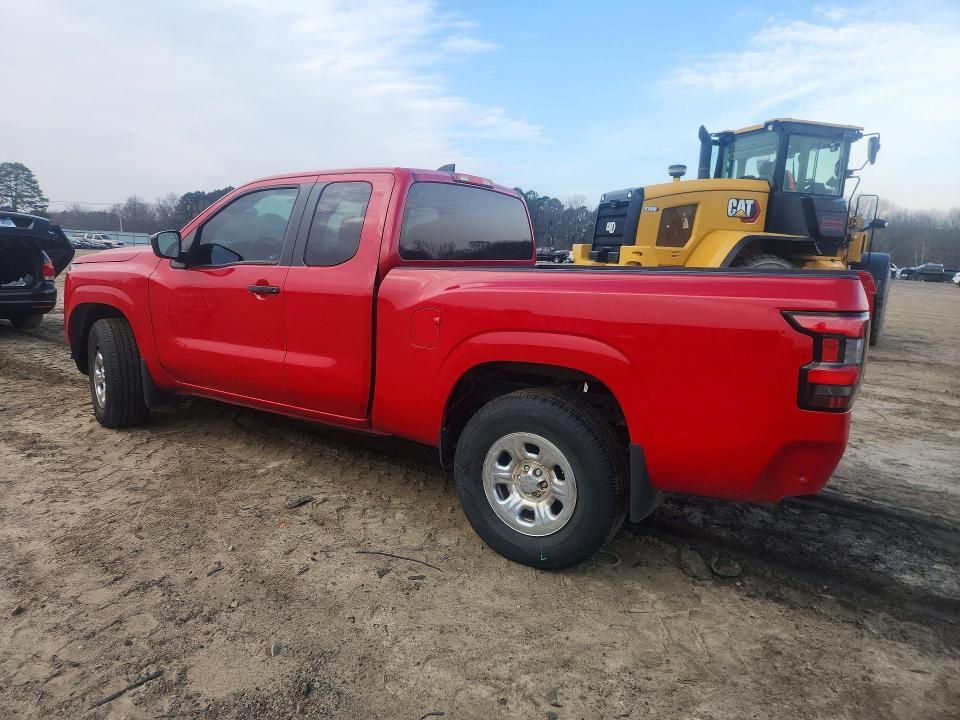 2022 Nissan Frontier s