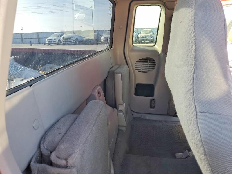 2002 Mazda B4000 cab Plus