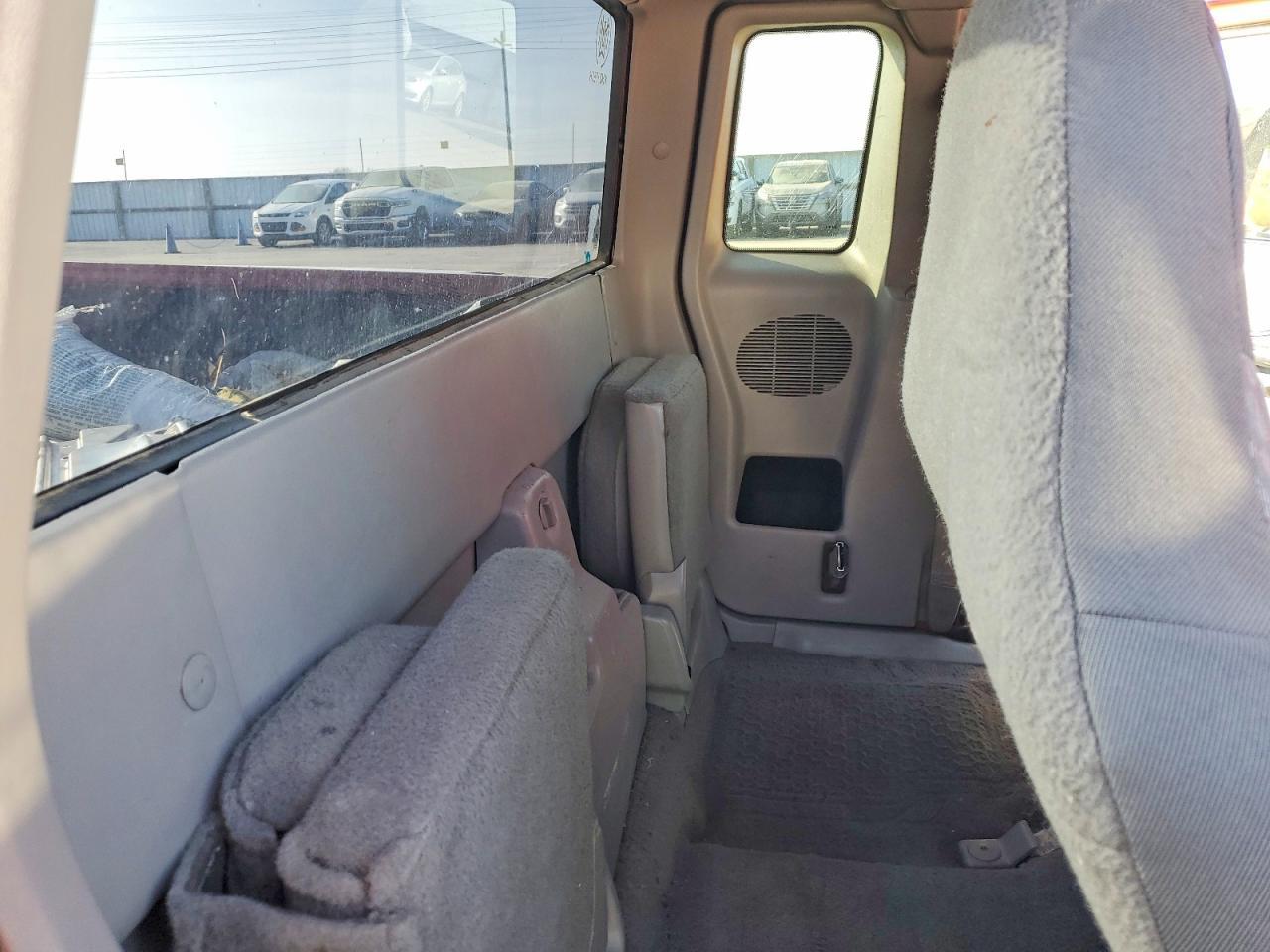 2002 Mazda B4000 cab Plus