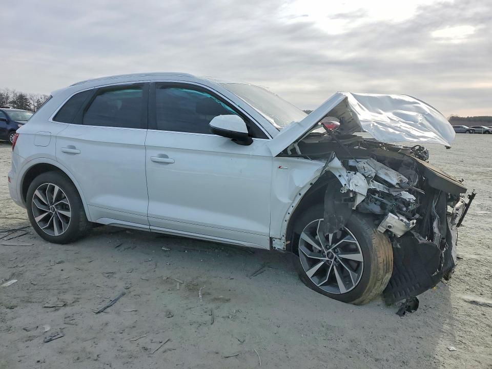 2022 Audi Q5 Premium Plus 45