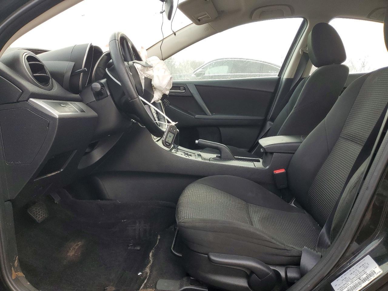 2013 Mazda 3 I