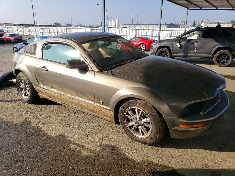 2005 Ford Mustang