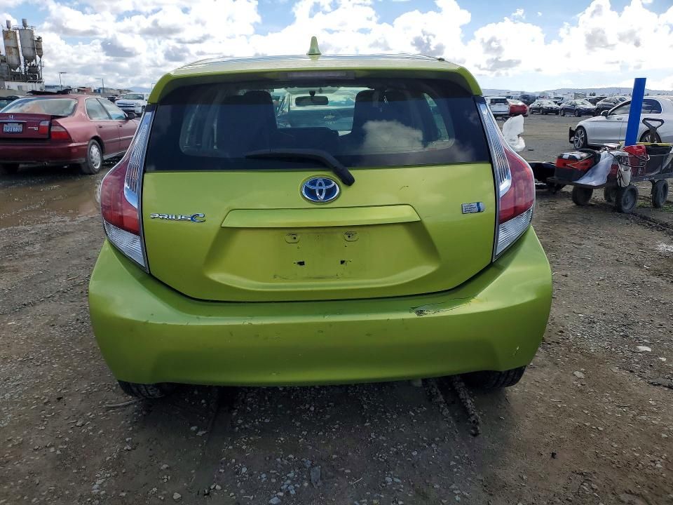 2015 Toyota Prius c