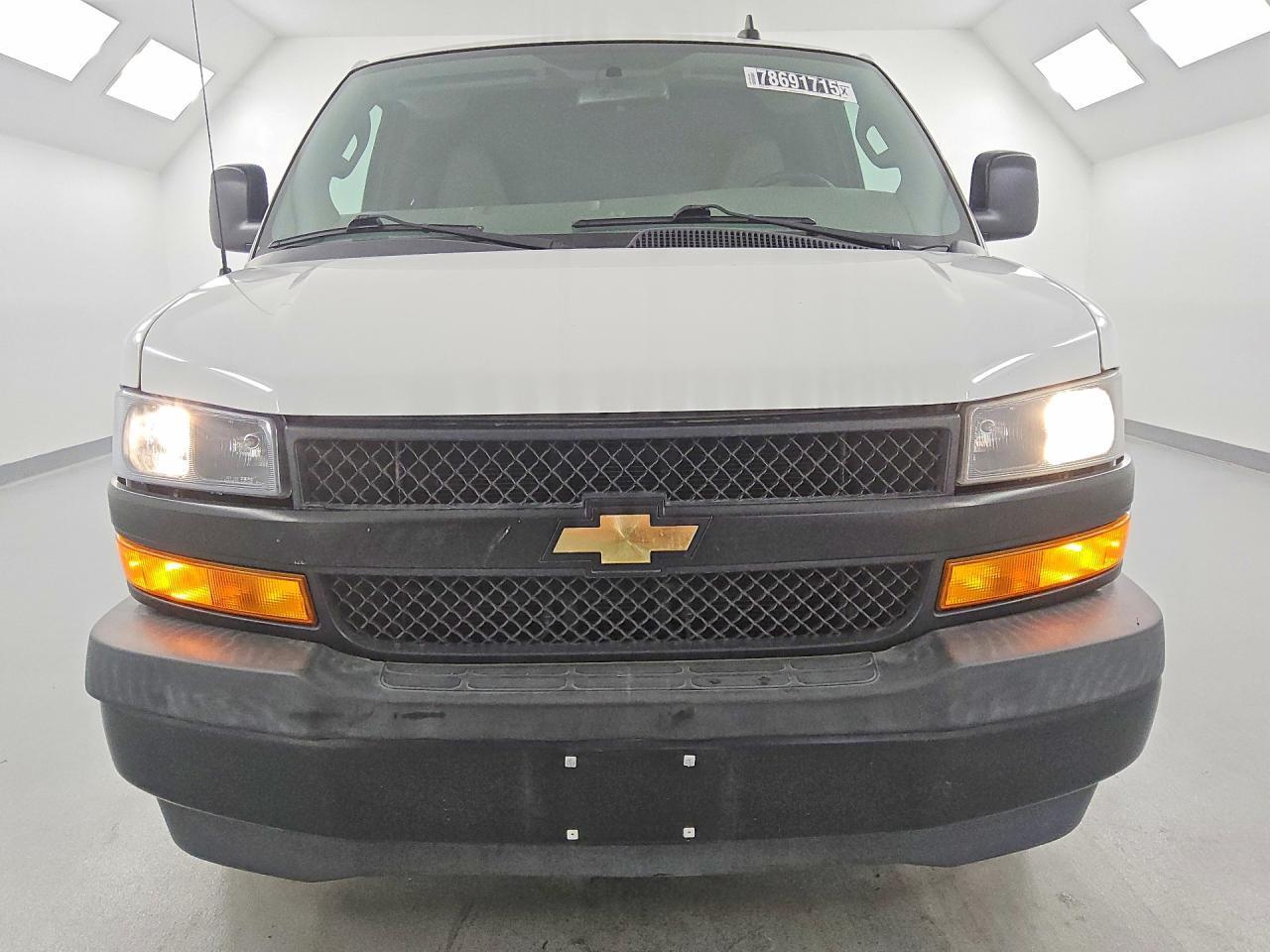 2020 Chevrolet Express G2500