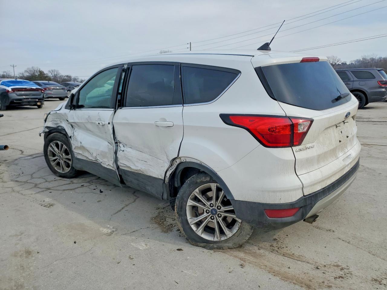 2019 Ford Escape se