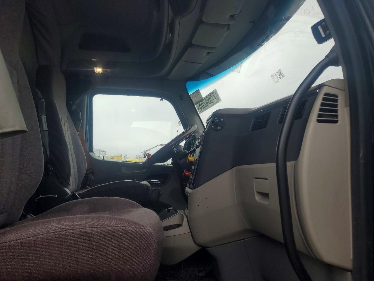 2018 Peterbilt Tractor 2018 Peterbilt 579 Semi Truck