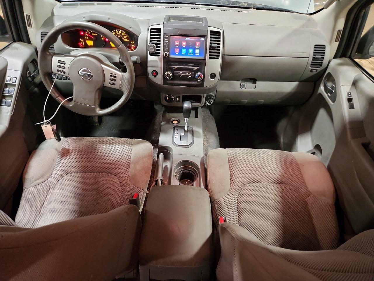 2021 Nissan Frontier SV