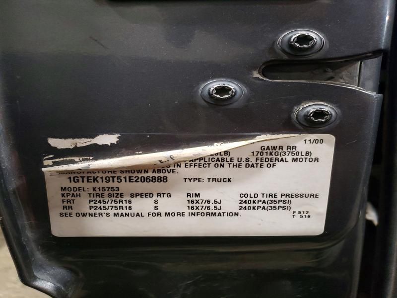 2001 GMC New Sierra K1500