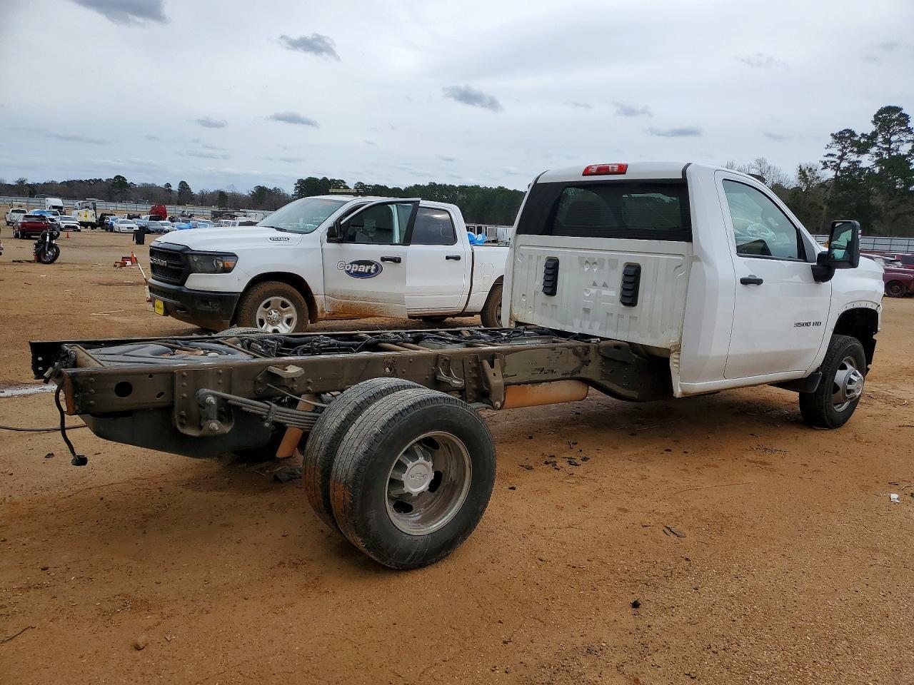 2024 Chevrolet Silverado HD Truck Cab AND Chassis