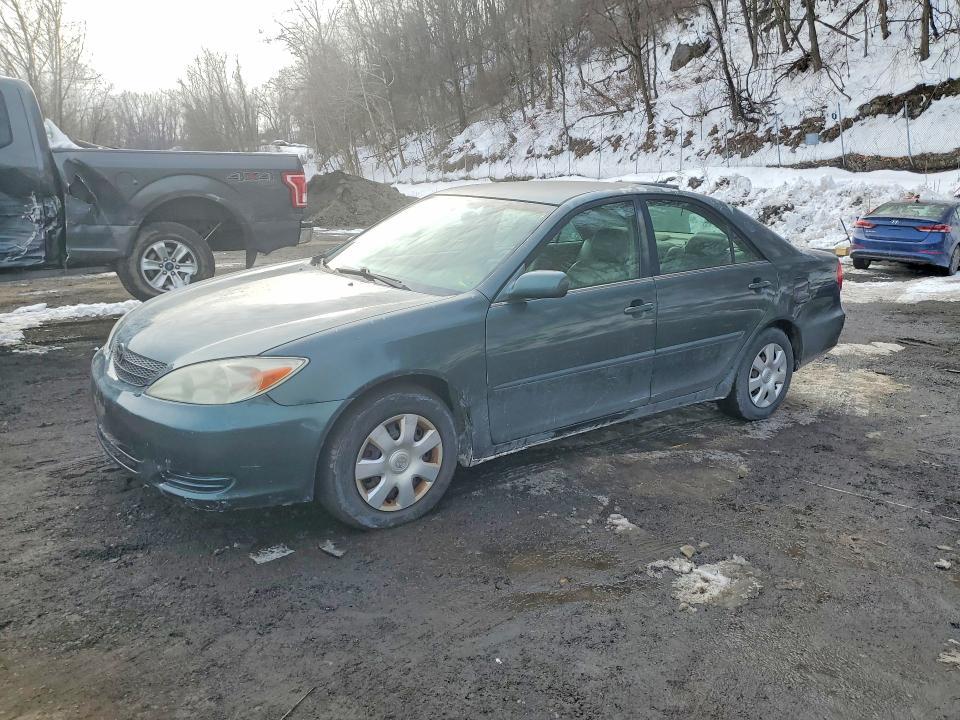 2003 Toyota Camry le