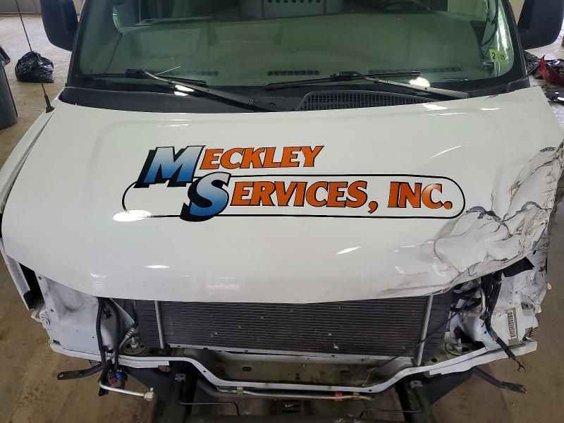 2023 GMC Savana G2500