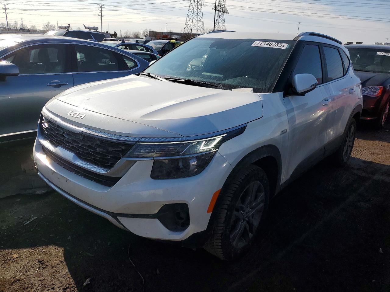 2023 KIA Seltos s