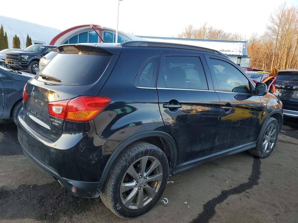 2013 Mitsubishi Outlander Sport le