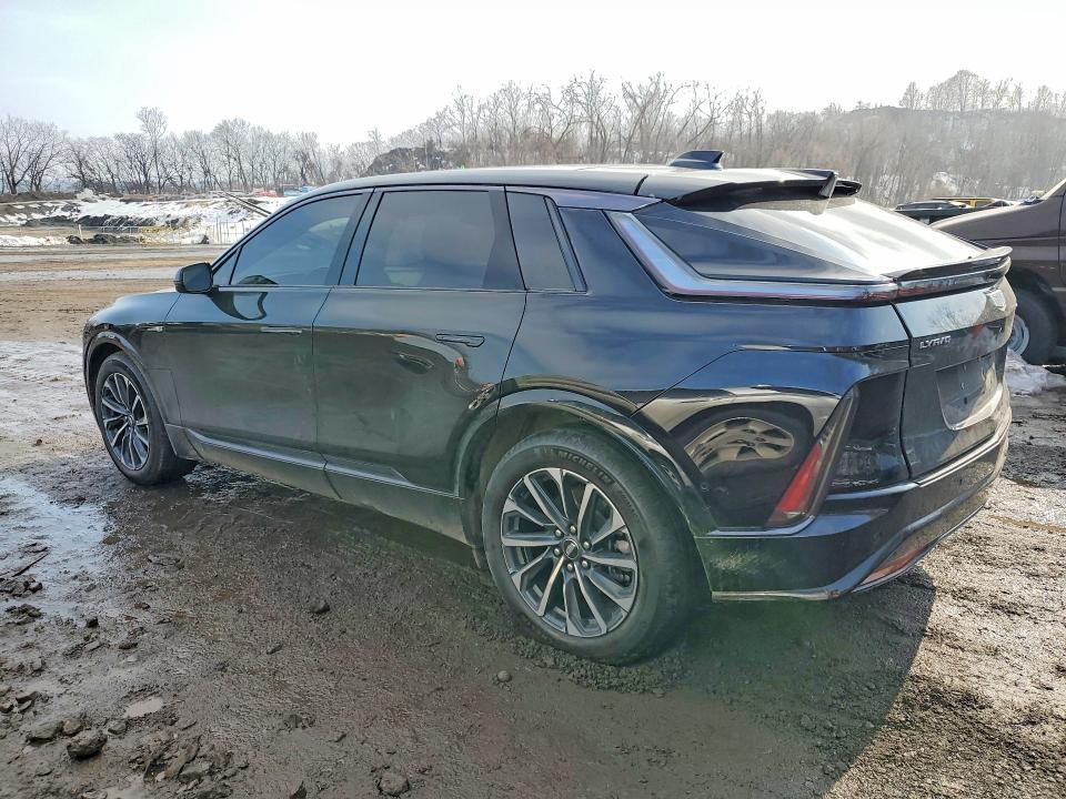 2024 Cadillac Lyriq Sport